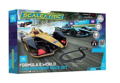 Scalextric C1423M - Spark plug Formula E Slot Car Set - Image 1