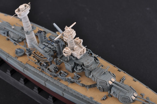 1:700 USS Maryland BB-46 1941 Trumpeter Model Kit: TM05769 - Image 3