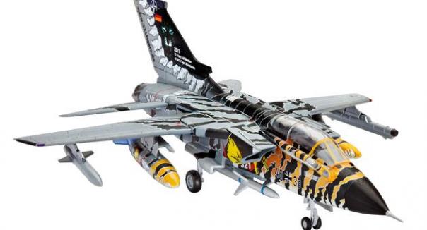 1:144 Tornado ECR "Tigermeet 2011" Gift Set Revell Model Kit: 64846 - Image 1