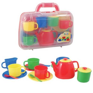 Tea Set In a Carrycase - Image 1